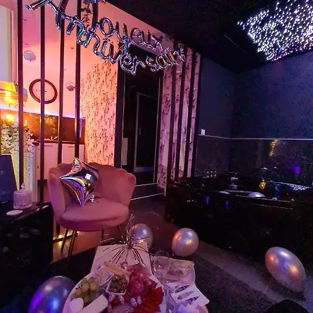 Loveroom34 Bed & Breakfast Montagnac (Herault)